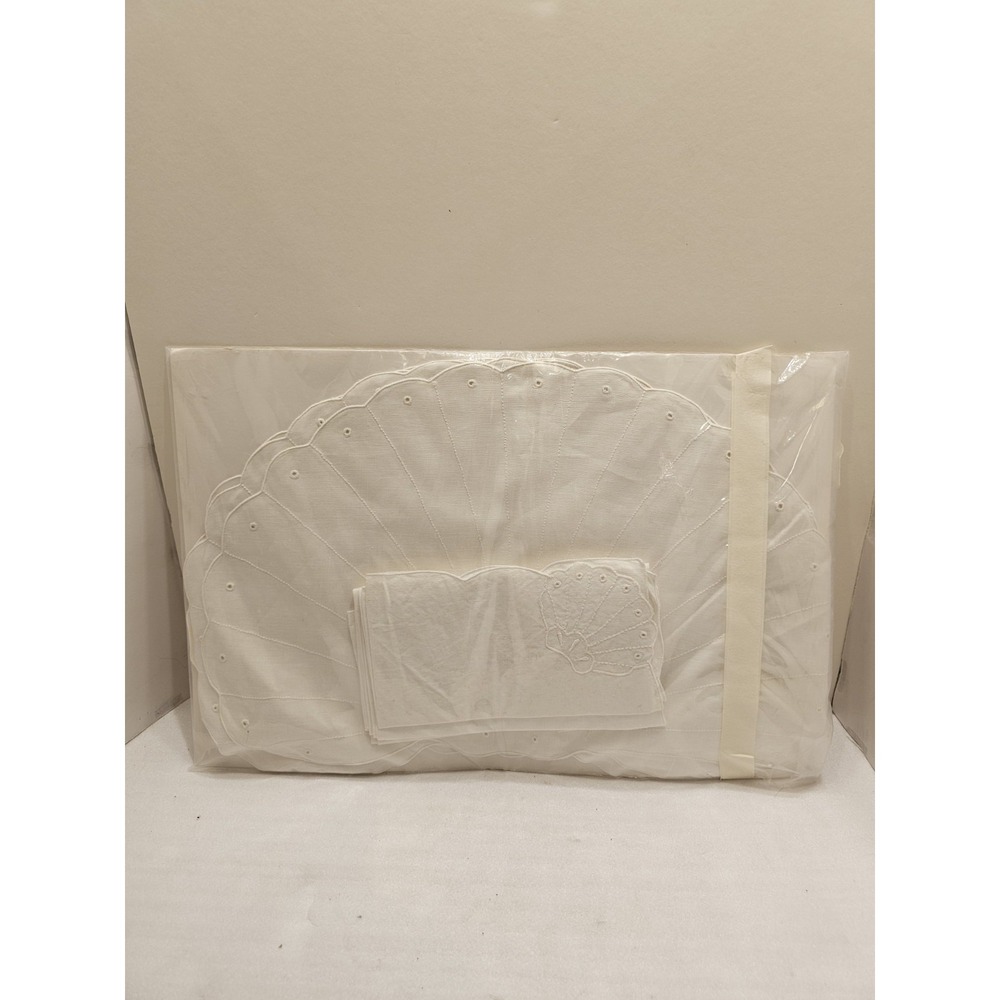 Irish Linen 8 Placemats & 8 Napkins Boutross Madeira Shell Set Hand Embroidery - Picture 5 of 14